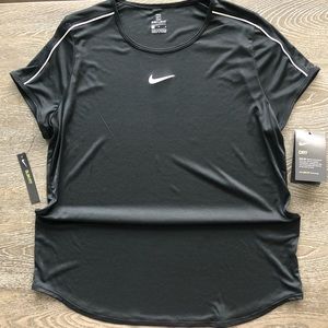 Nike black tennis shirt